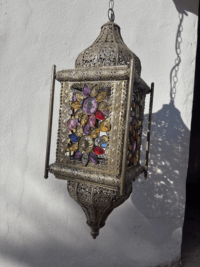 Moroccan lamp / lampe marocaine