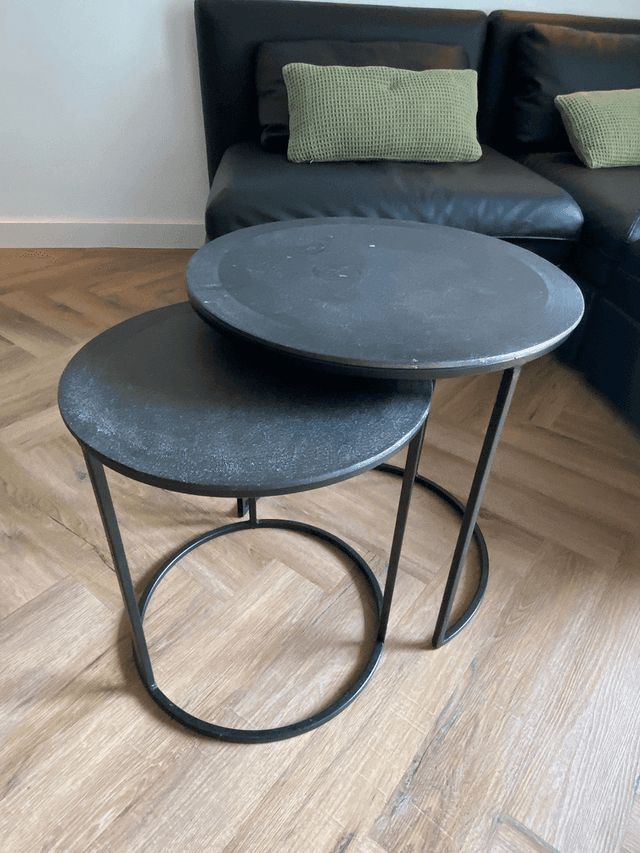 2 side tables